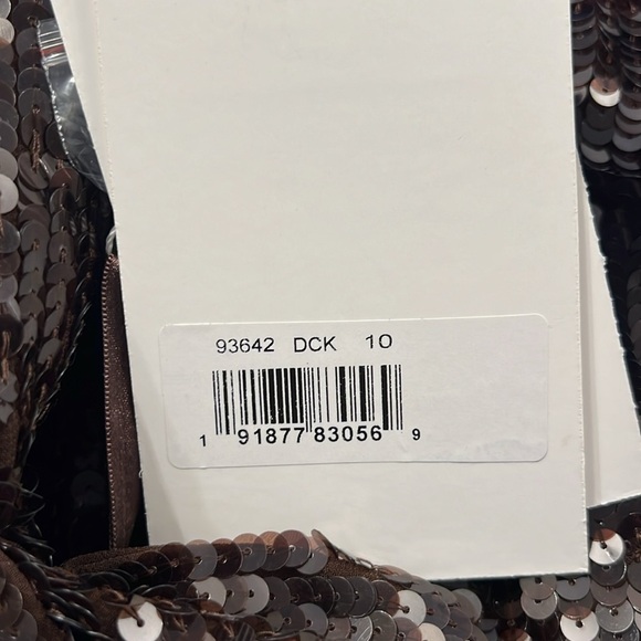 Mac Duggal 93642 NWTGlamorous High Neckline Sequin-embellished in Dark Chocolate - Picture 8 of 8